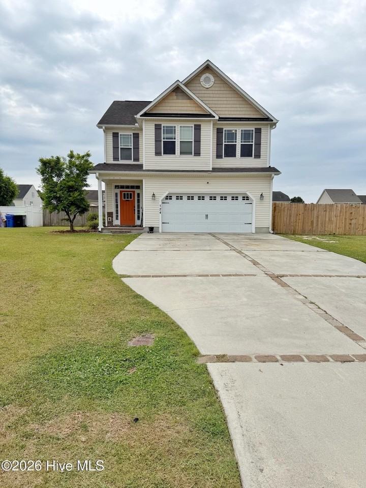 124 Landover Dr - Photo 4 of 46