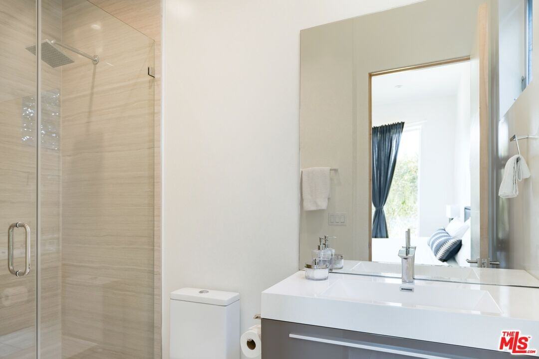1723 S Durango Ave #1 - Photo 6 of 50