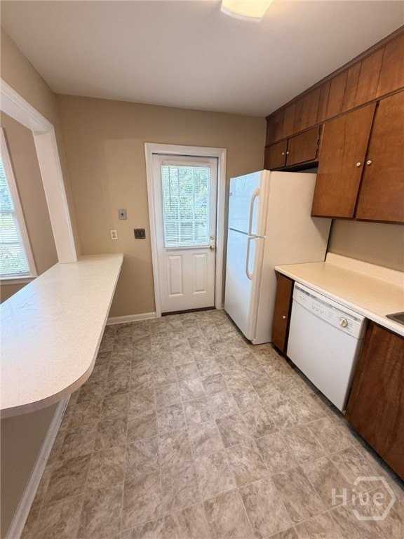 139 E 55th St - Photo 5 of 13