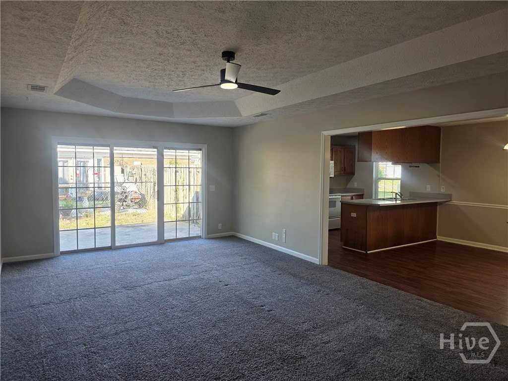 34 Walnut Way - Photo 5 of 28