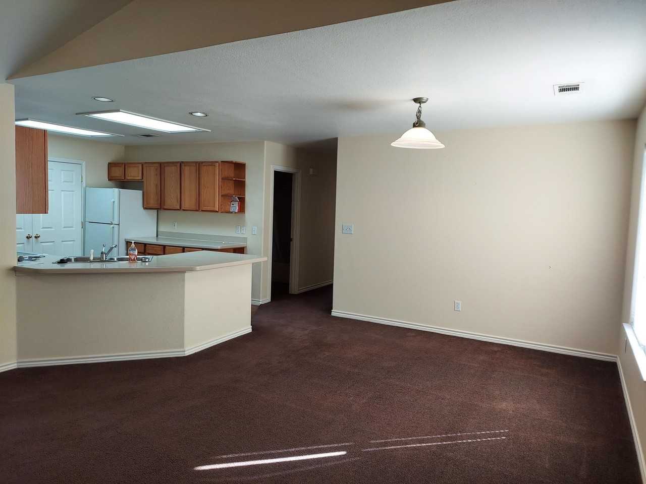 2003A Bluebonnet Dr - Photo 2 of 9