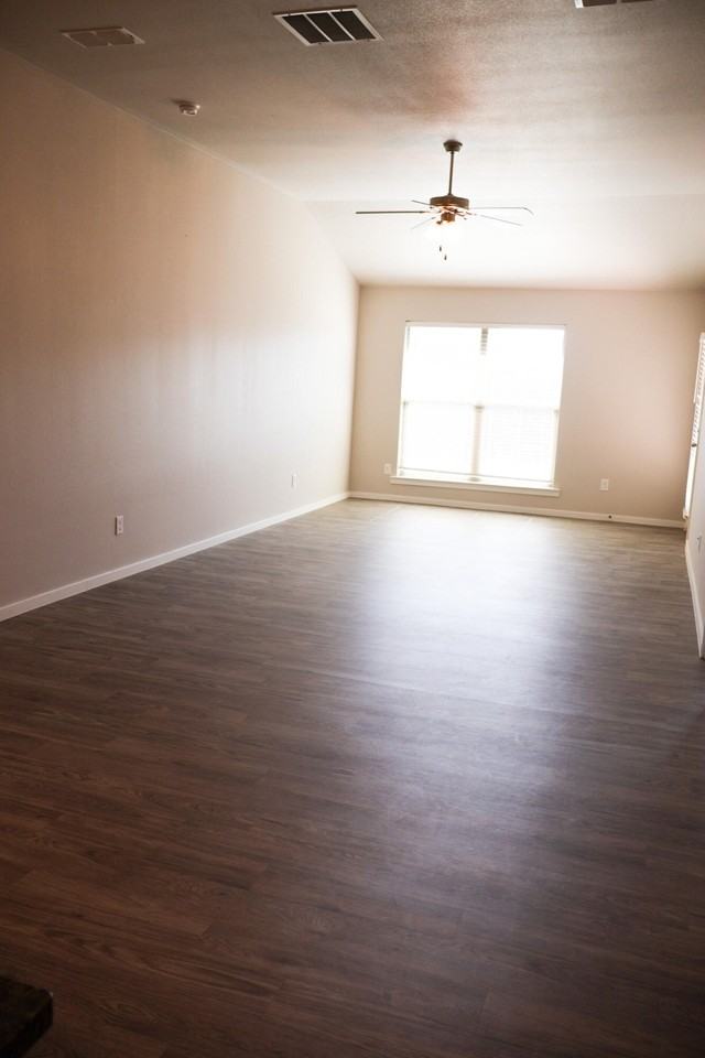 7043 96th St #A - Photo 2 of 18