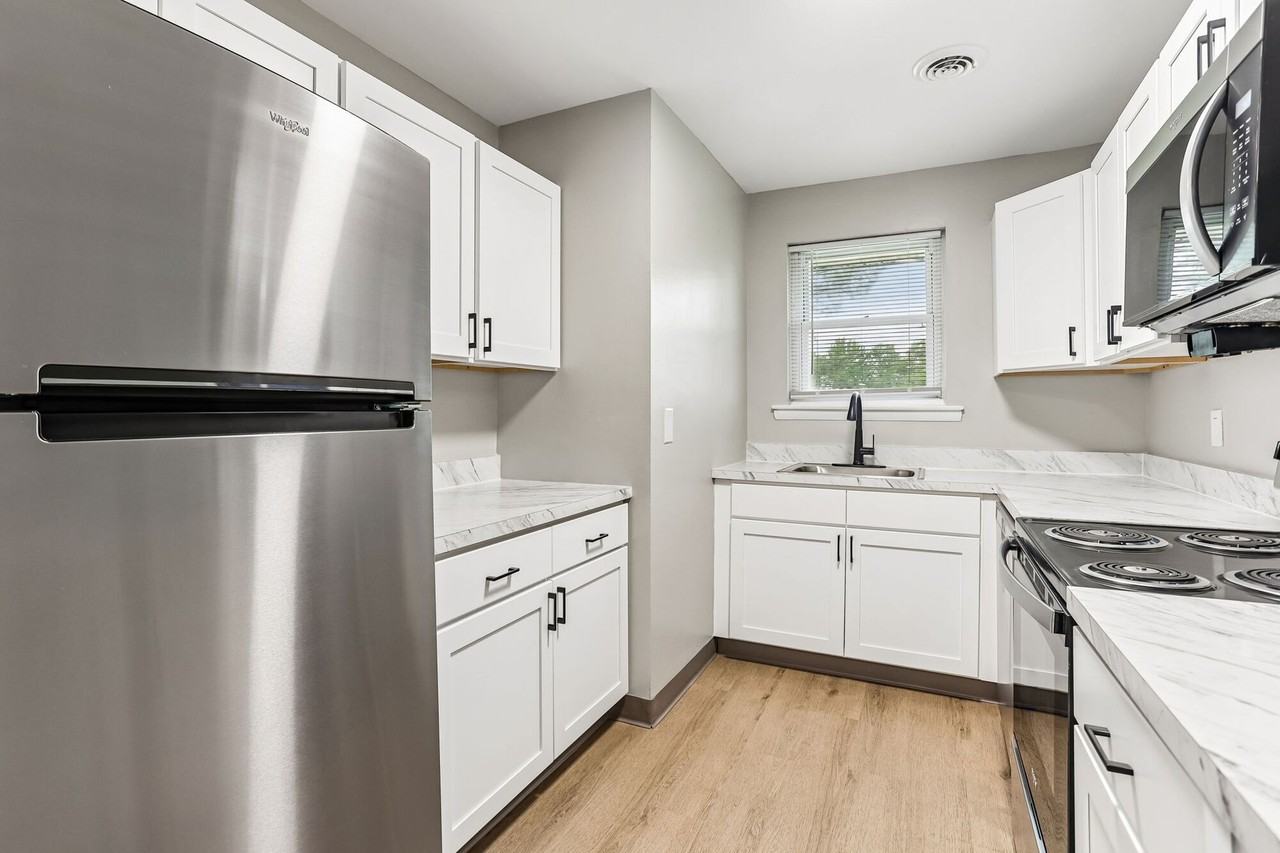 Brookbend Apartments - Photo 2 of 43