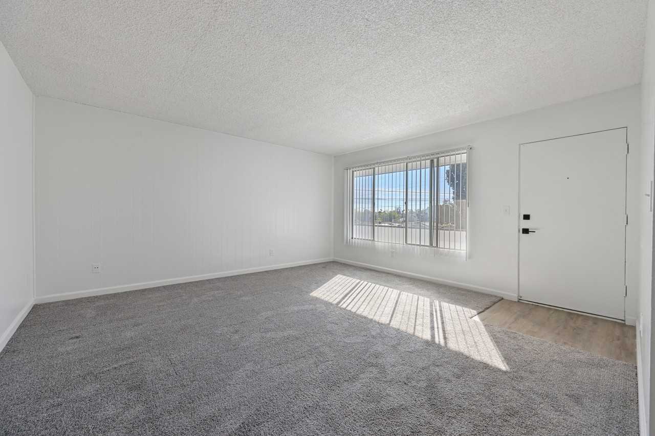 Alta Mesa Apartments - Photo 3 of 10