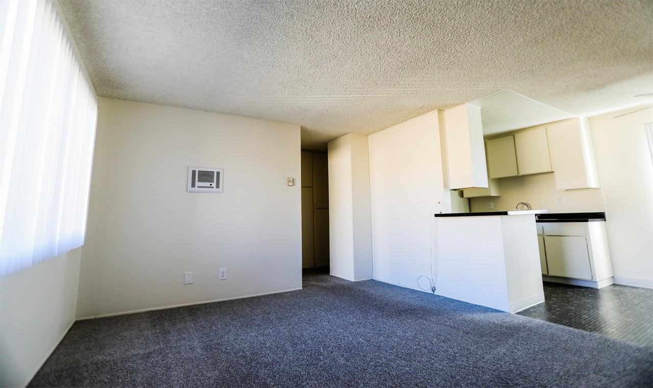 Balboa Fountains Apartments - Photo 2 of 24