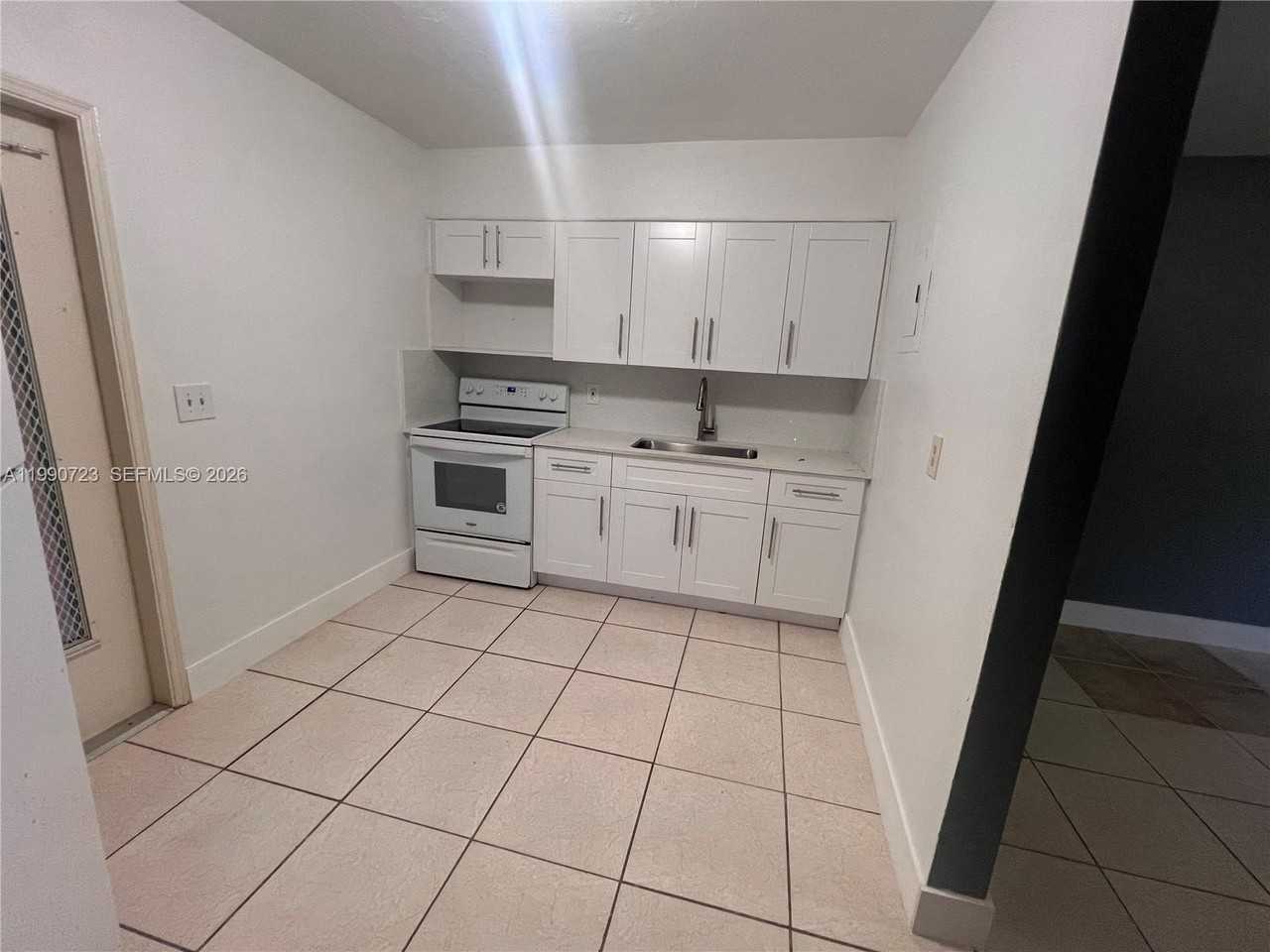 2210 Ne 170th St #2220 - Photo 7 of 19