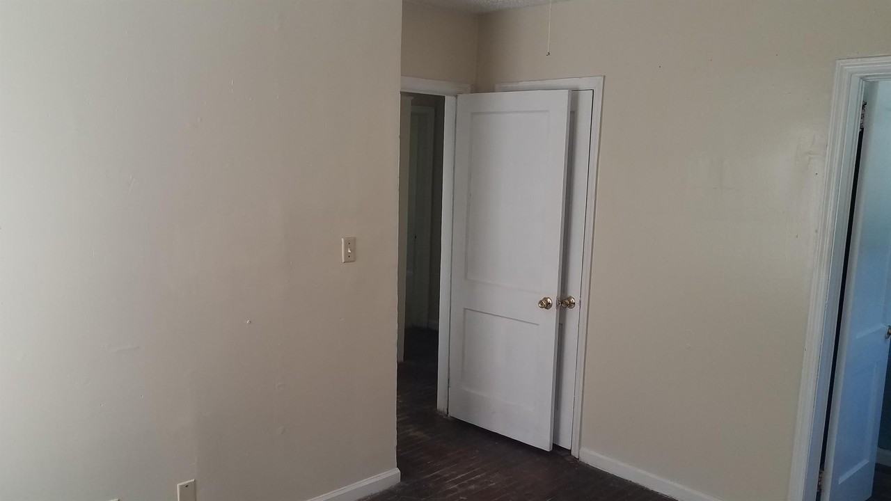 Kiser Dr 4818 - Photo 3 of 10