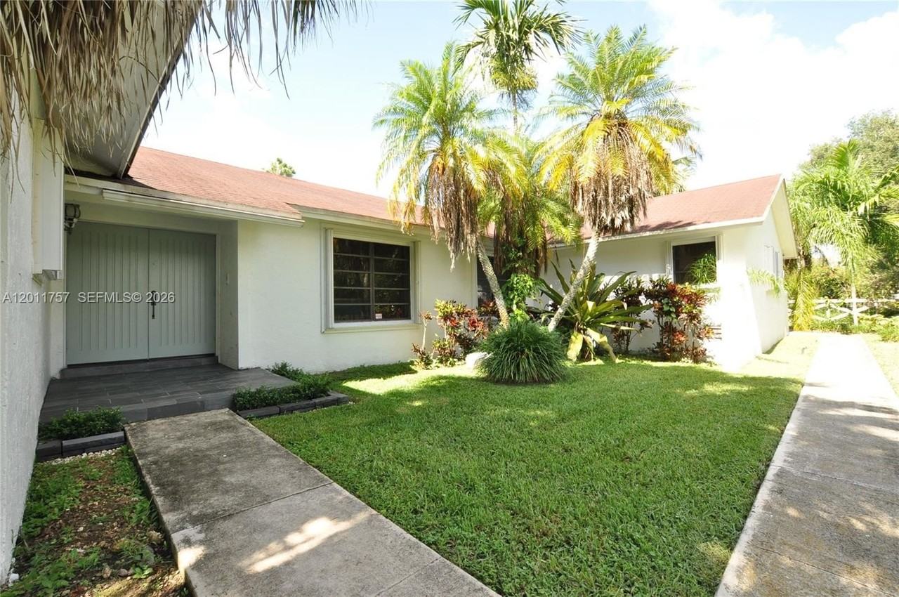 16760 Sw 280th St - Photo 4 of 44