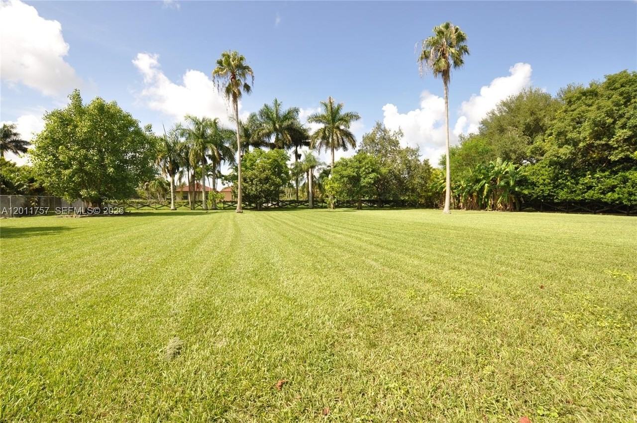16760 Sw 280th St - Photo 7 of 44