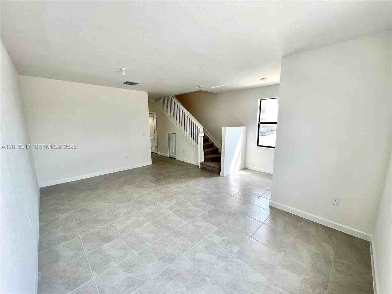 23255 Sw 129th Path #23255 - Photo 4 of 26