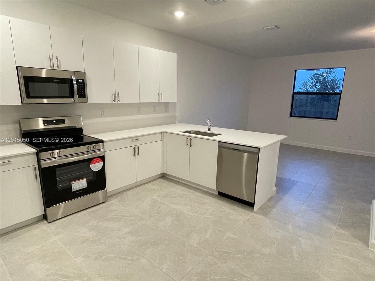 23047 Sw 131st Ave #23047 - Photo 3 of 21