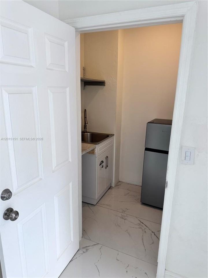 3131 Nw 134th St #0 - Photo 7 of 12