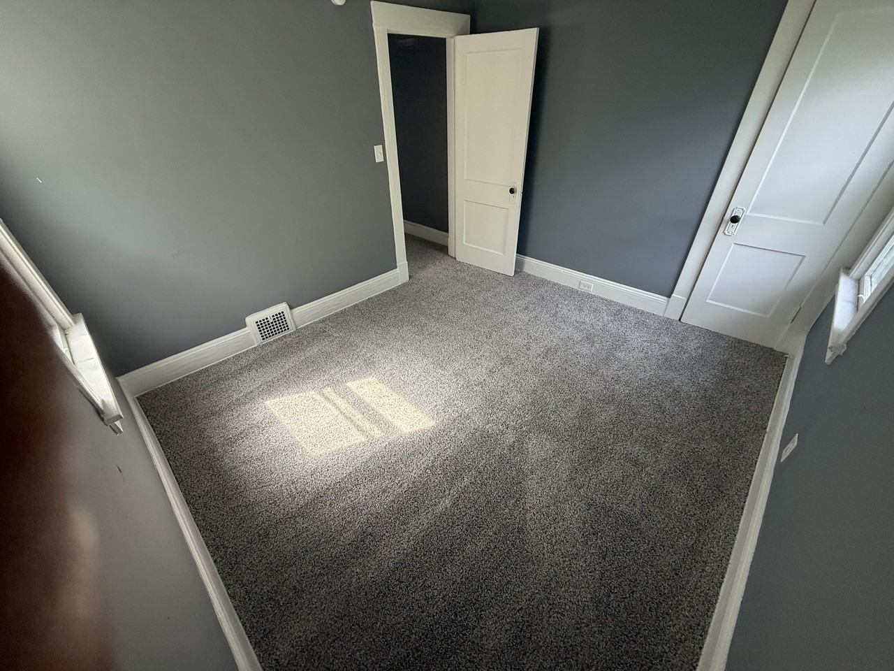 15005 Lucknow Ave - Photo 7 of 19