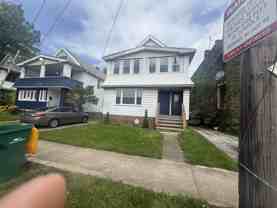 15005 Lucknow Ave - Photo 1 of 1