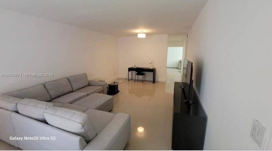 2341 Sw 17th Ave #2343 - Photo 5 of 14
