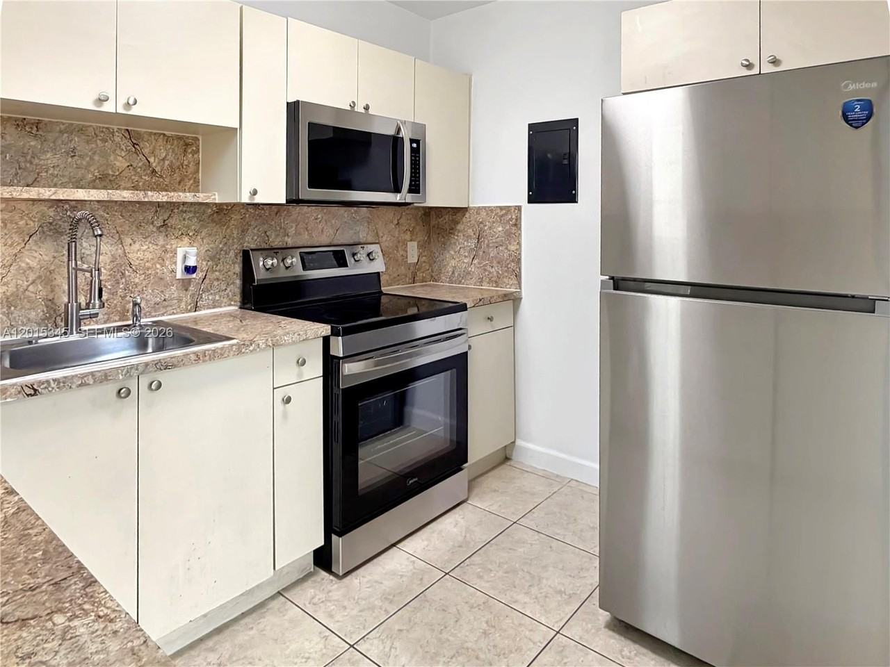 111 Sw 67th Ct - Photo 6 of 15