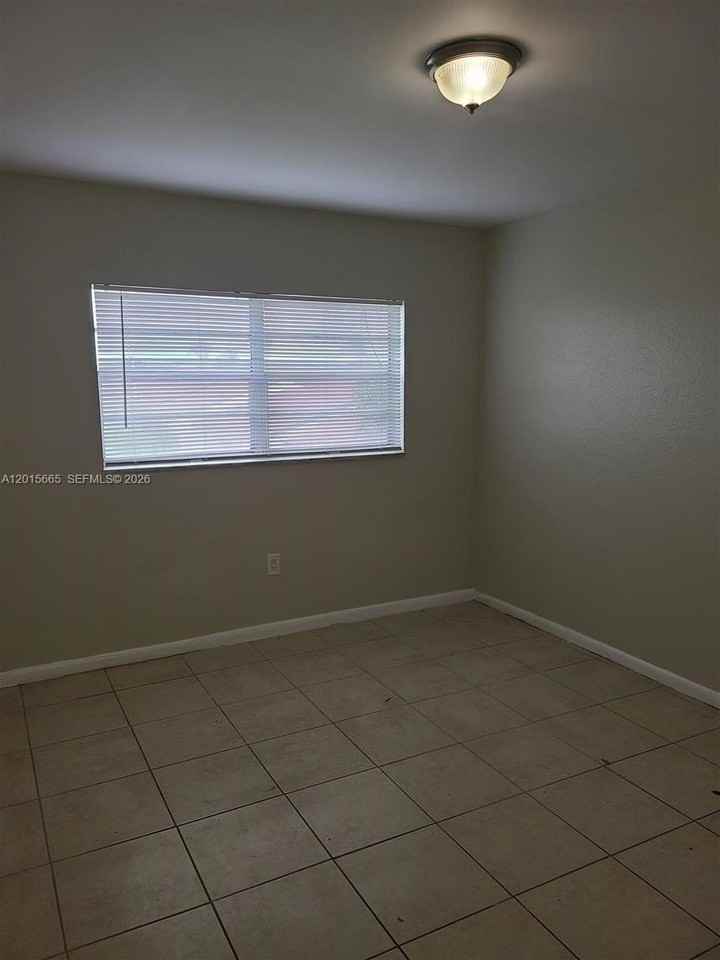 5100 Sw 41st St #322 - Photo 6 of 8
