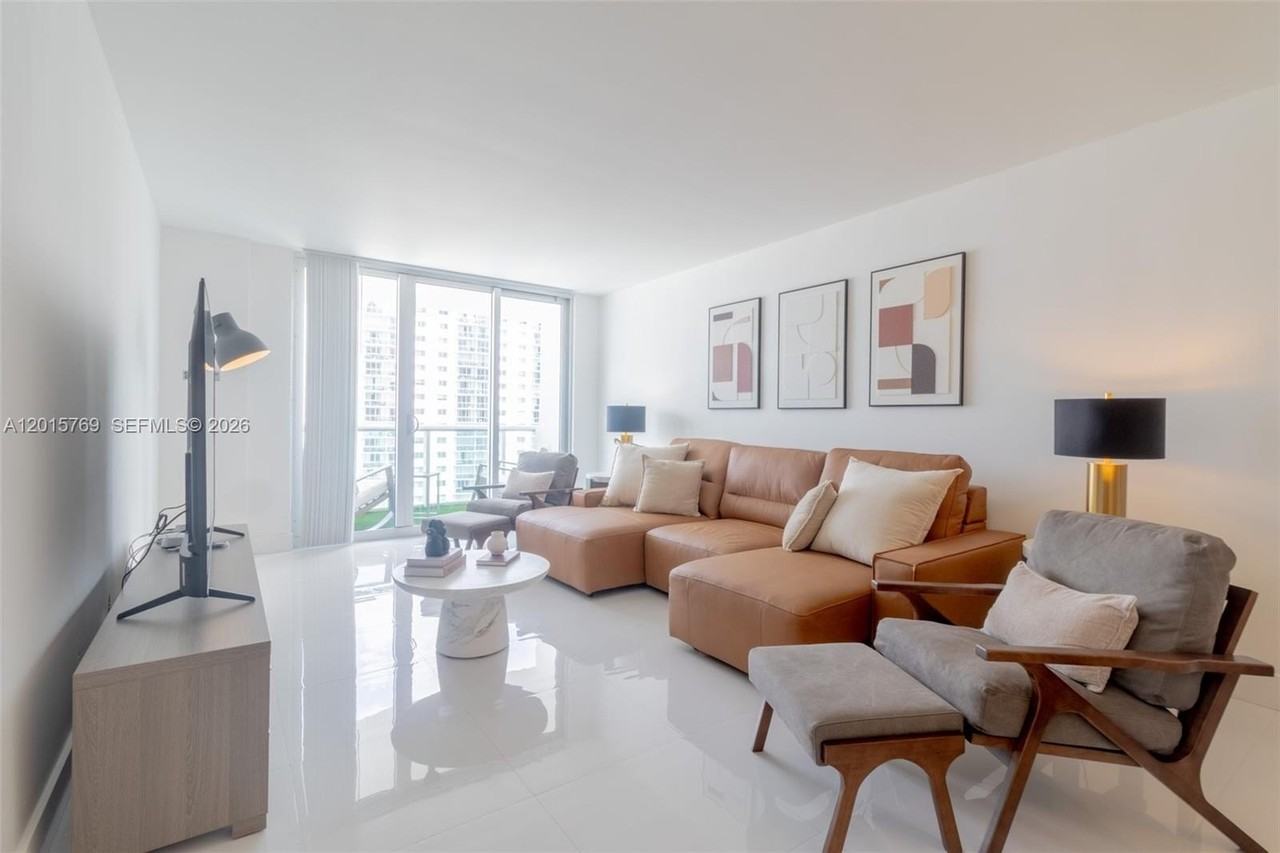 19370 Collins Ave #902 - Photo 4 of 25