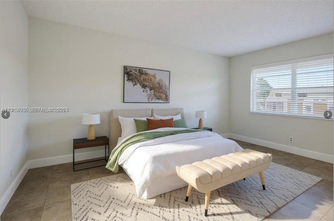 3050 Ne 16th Ave #407 - Photo 5 of 31