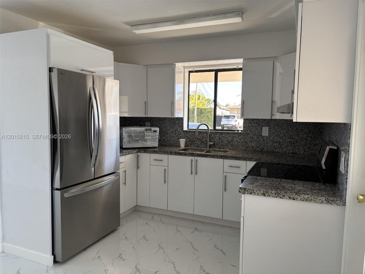 7343 Sw 21st St #0 - Photo 5 of 21