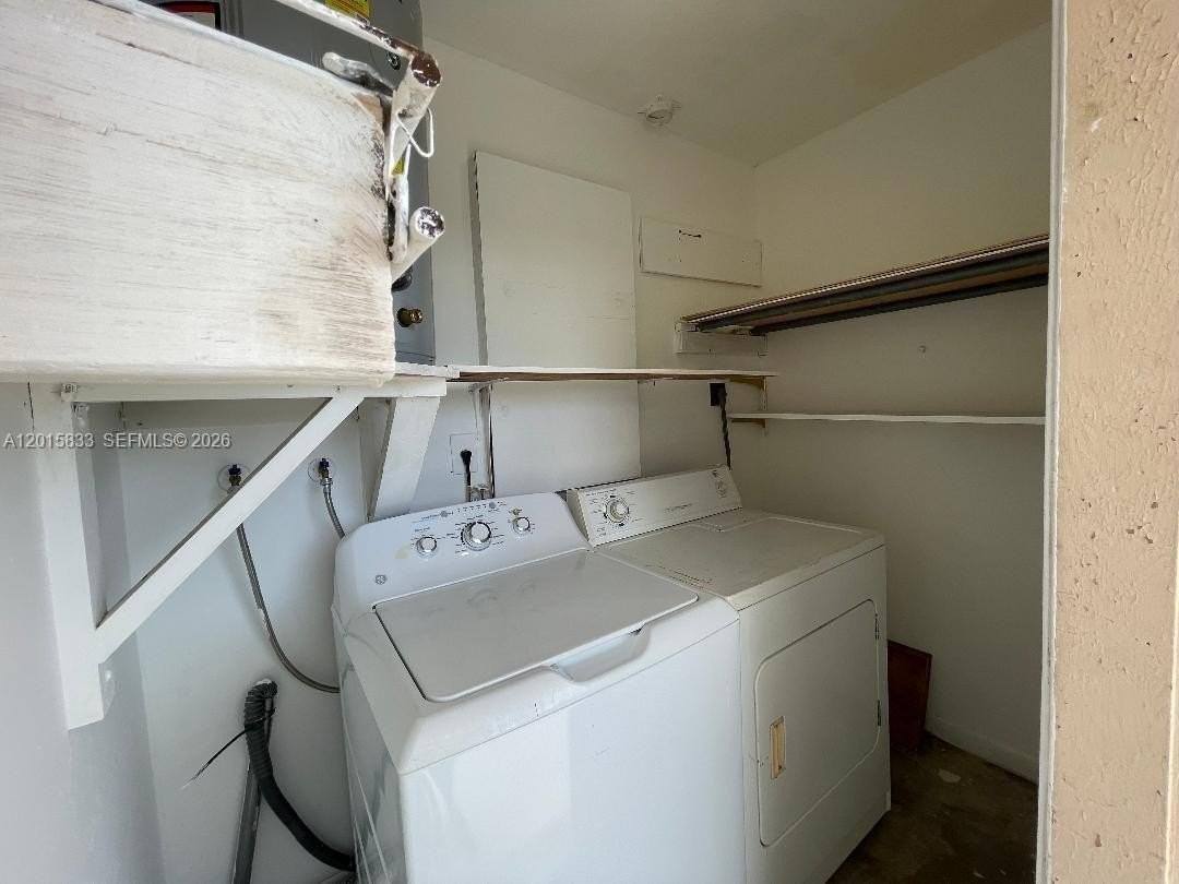 10112 Sw 20th St - Photo 7 of 10
