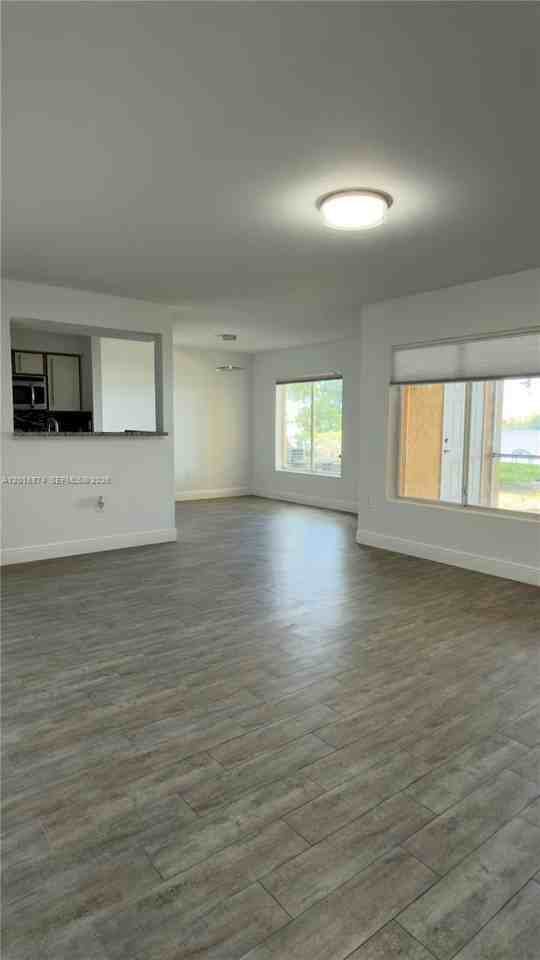 2445 Nw 33rd St #1404 - Photo 3 of 47