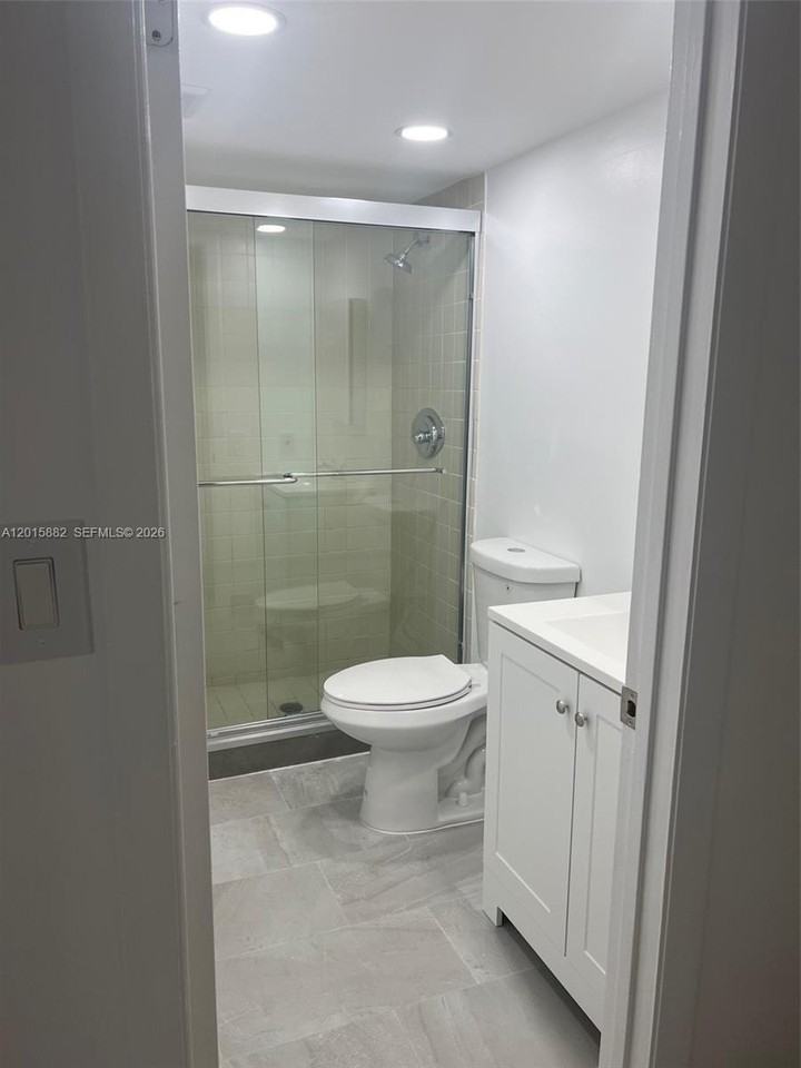 469 Ne 207th Ln #102 - Photo 7 of 14