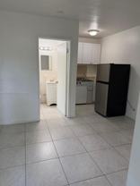 3031 Ne 21st Ter #7 - Photo 1 of 1