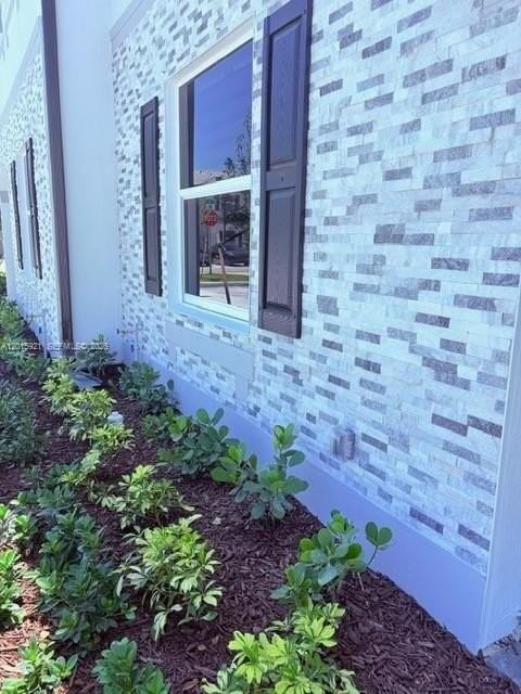 1137 Se 2nd Ter - Photo 5 of 22