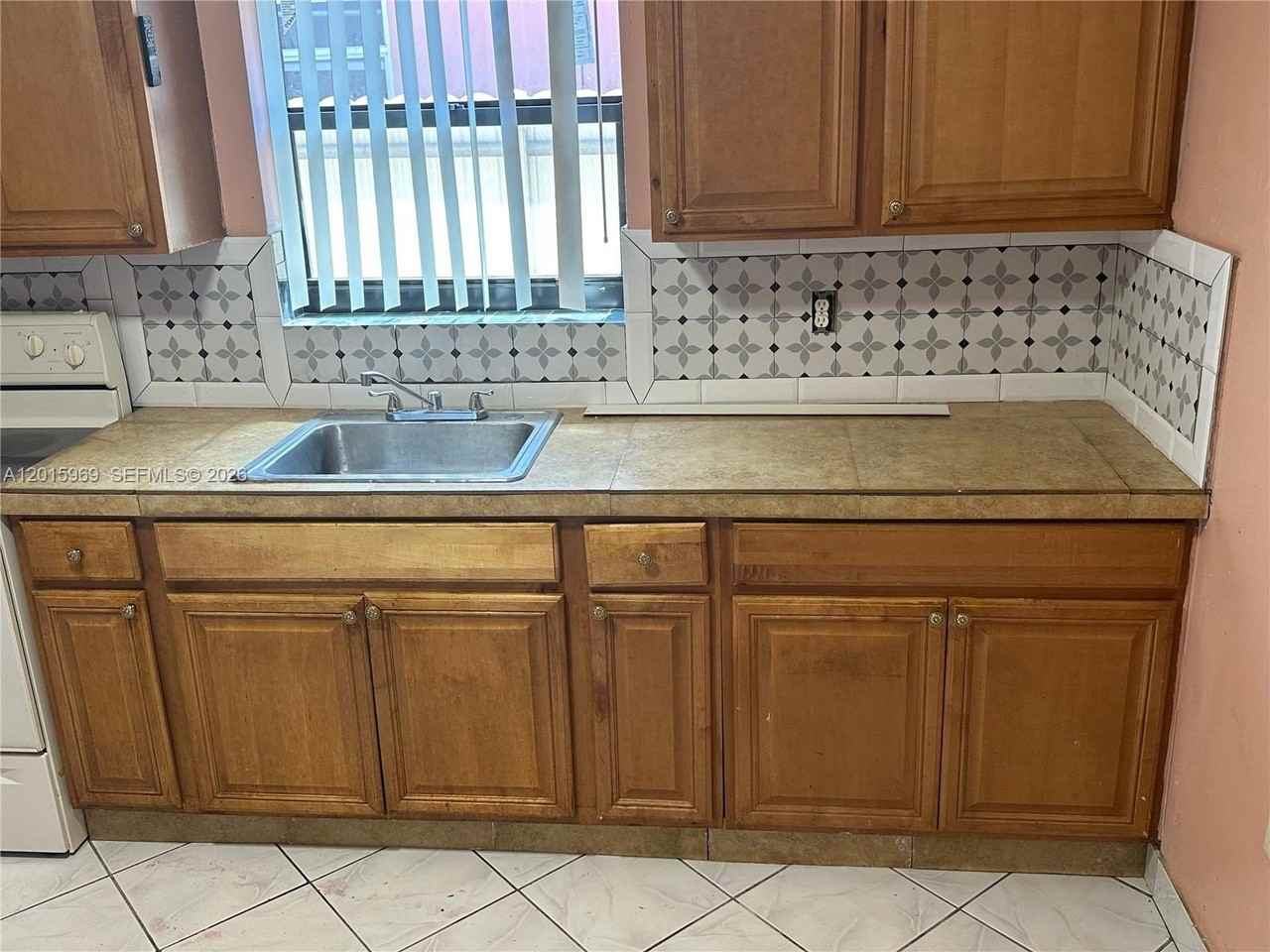 1330 Ne 153rd St #2 - Photo 3 of 10