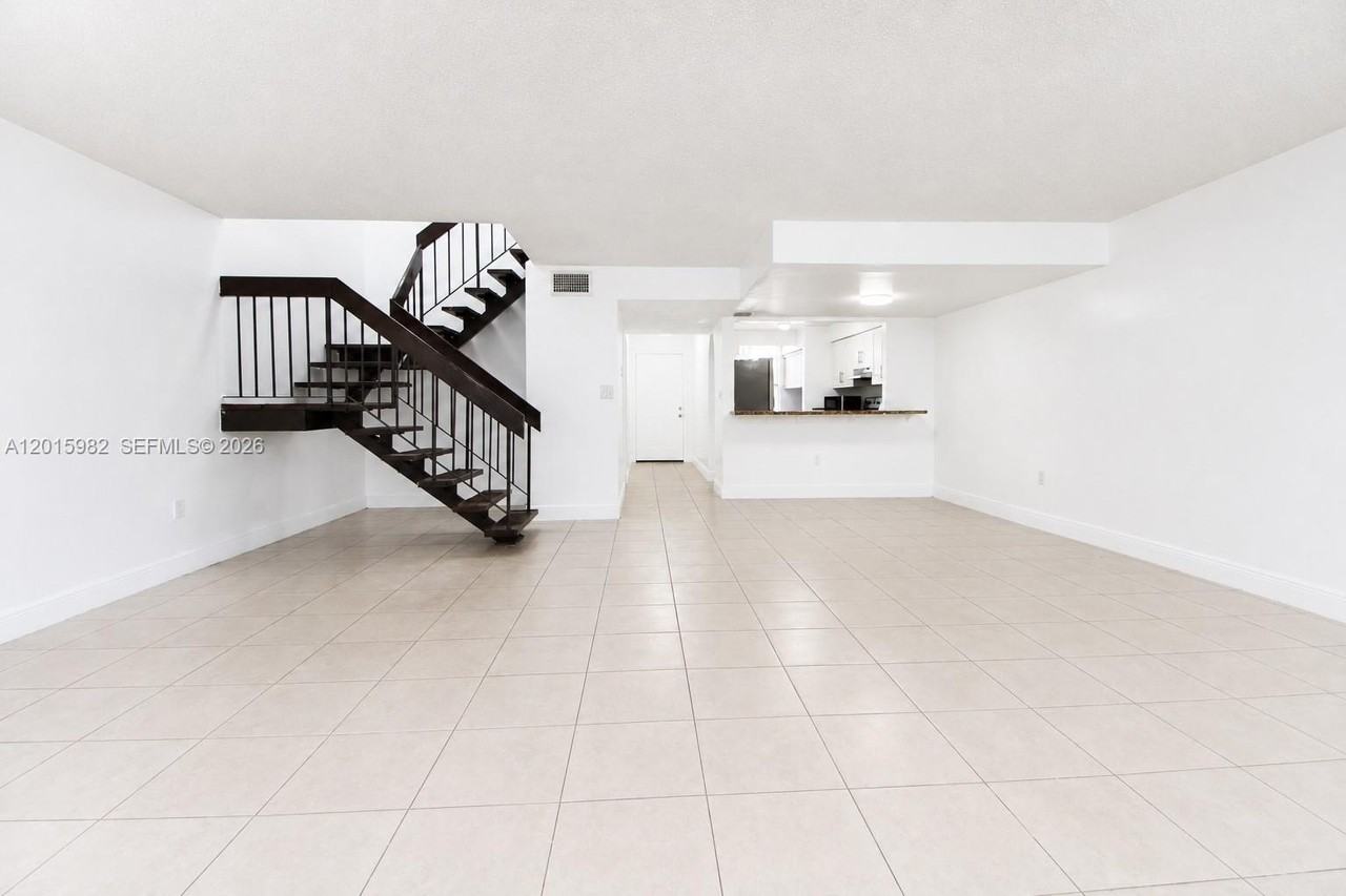 6326 Sw 139th Ct #6326 - Photo 4 of 30