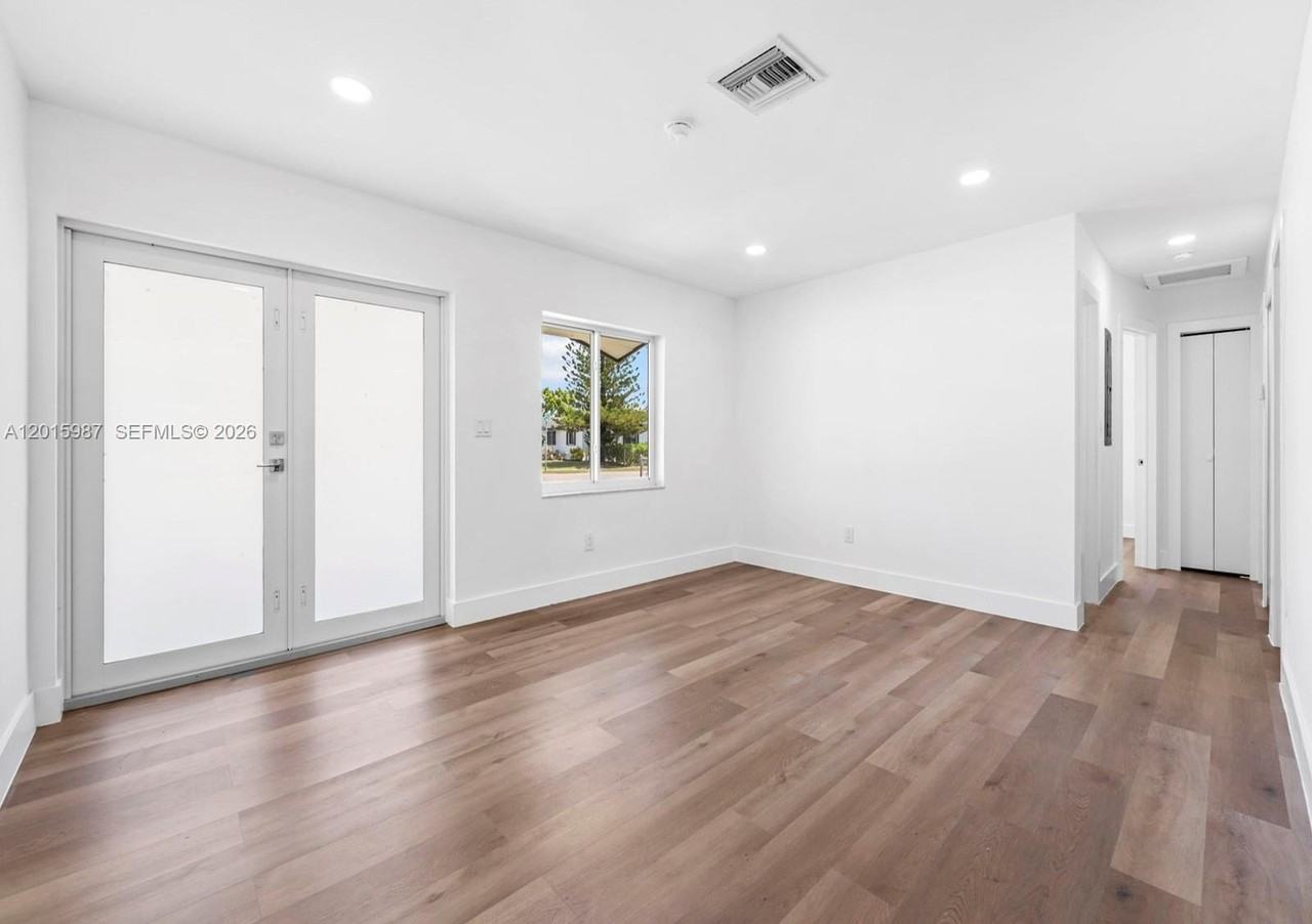 10530 Sw 146th St - Photo 5 of 50