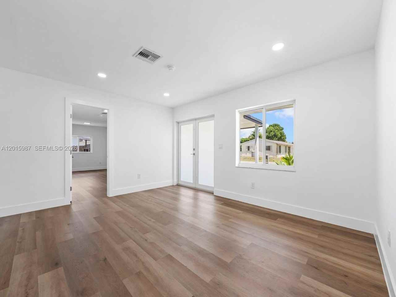 10530 Sw 146th St - Photo 6 of 50