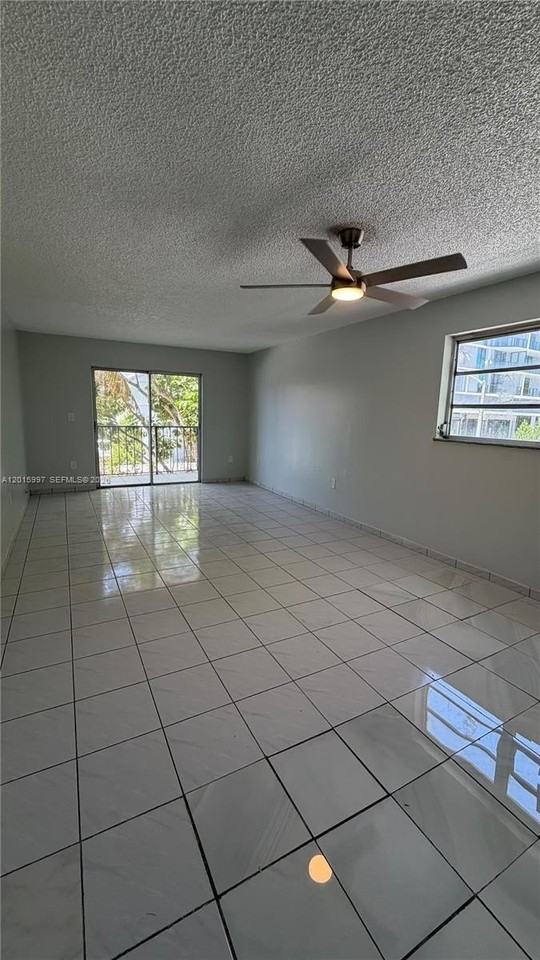 7101 Byron Ave #201 - Photo 5 of 18