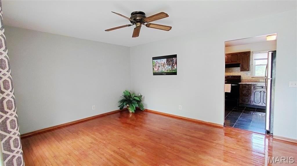 1529 Codorniz Ln - Photo 4 of 22