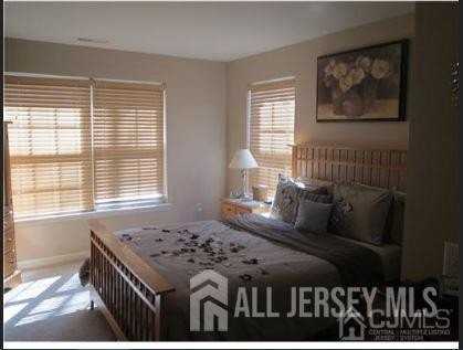 1056 Morning Glory Dr - Photo 5 of 10