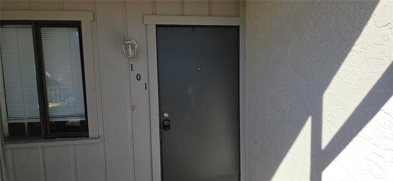 22523 Westchester Blvd #101B - Photo 2 of 26