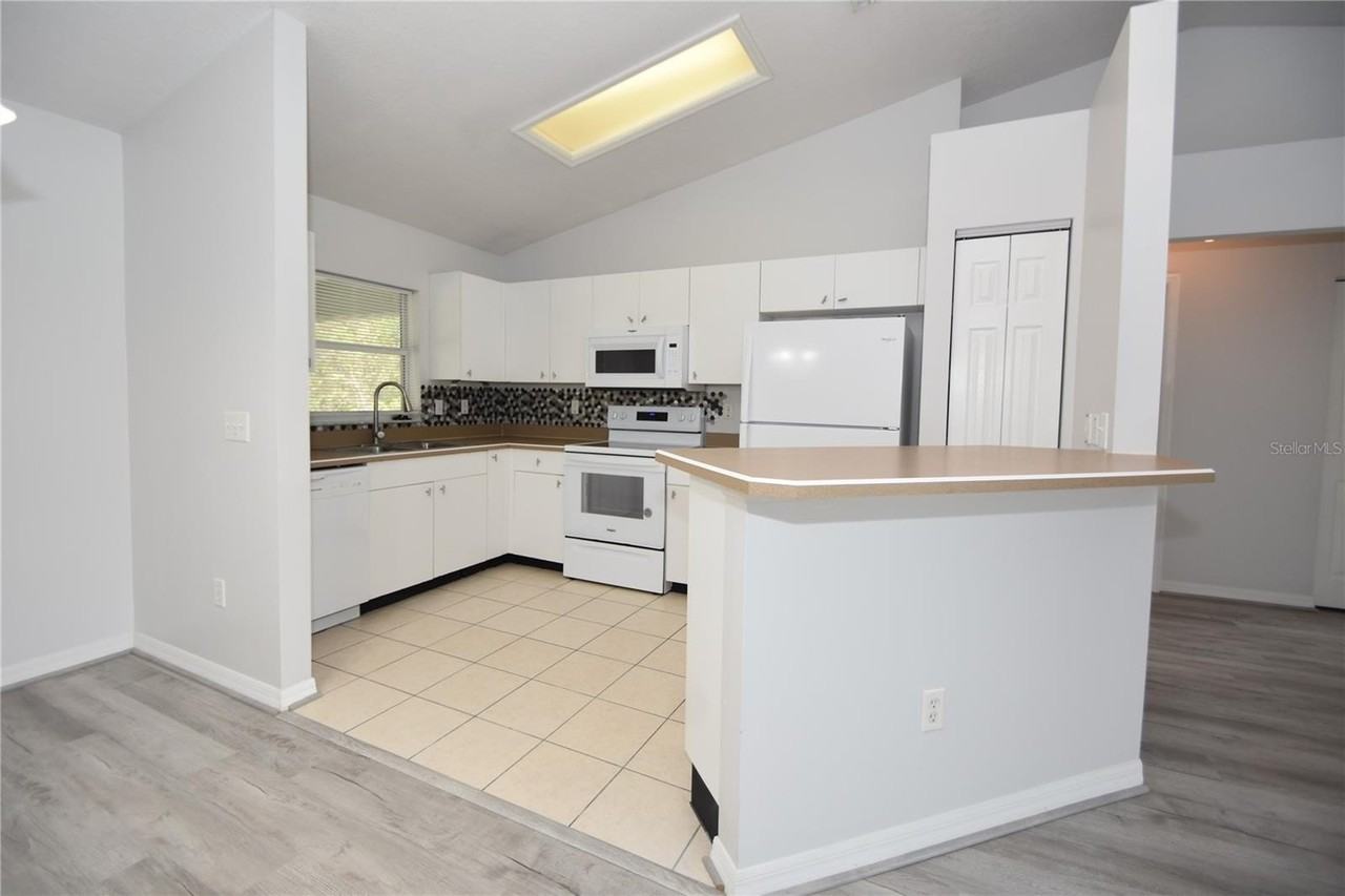 6 Rosedale Pl - Photo 6 of 27