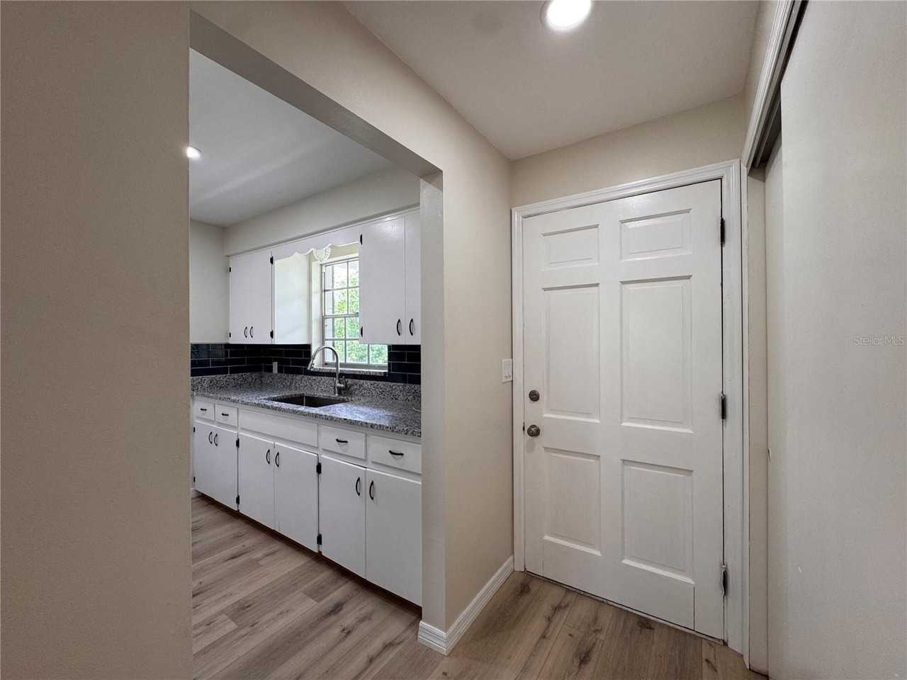 791 Lake Ave #6 - Photo 3 of 18