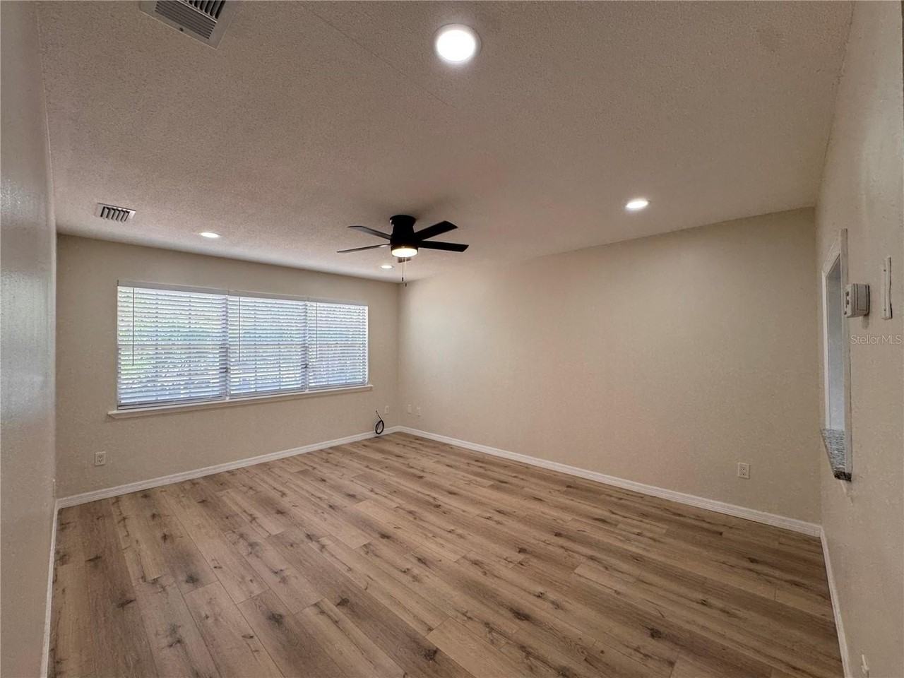 791 Lake Ave #6 - Photo 7 of 18