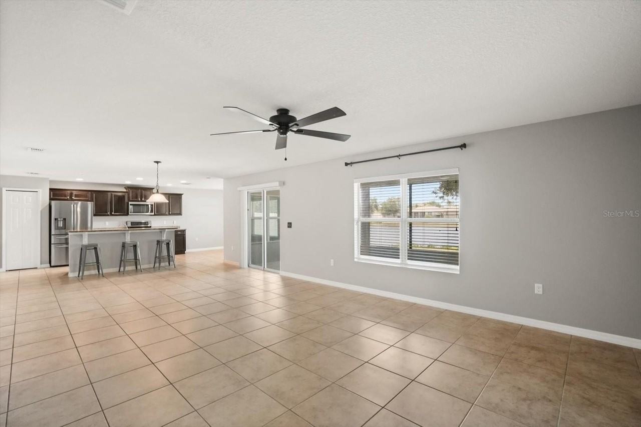 5109 Ballark St - Photo 7 of 36