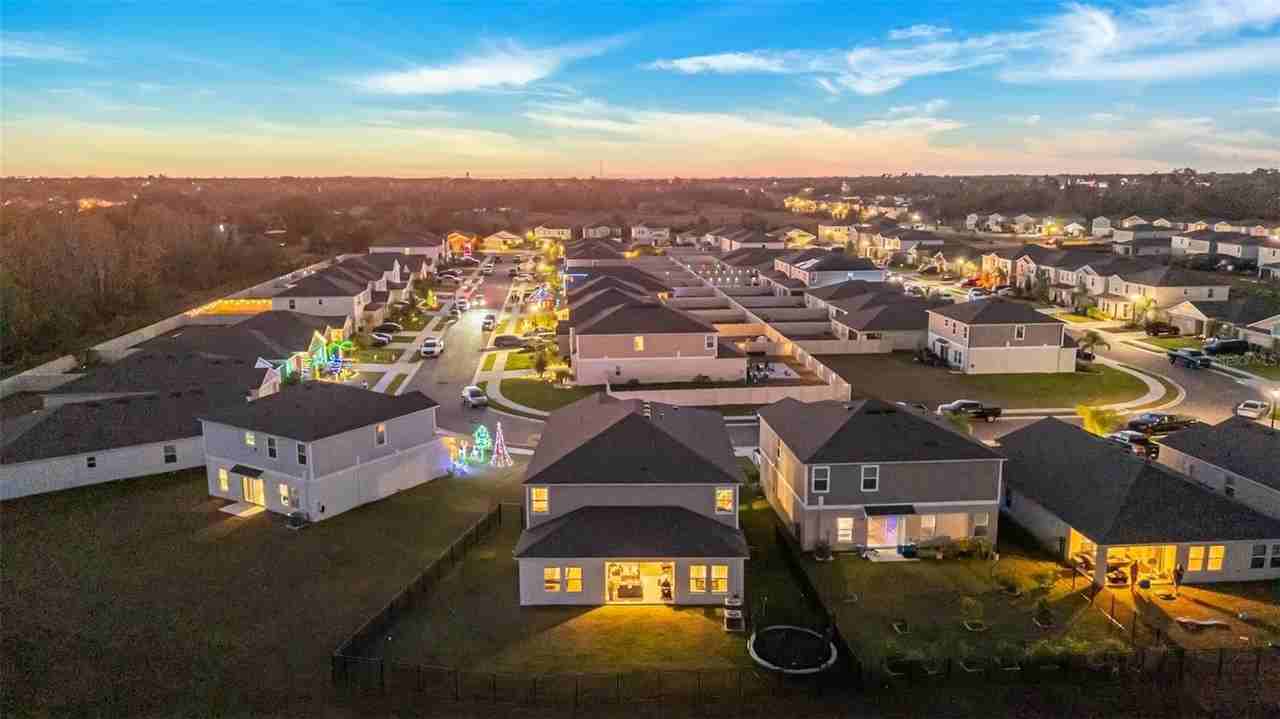 12710 Hysmith Loop - Photo 7 of 50