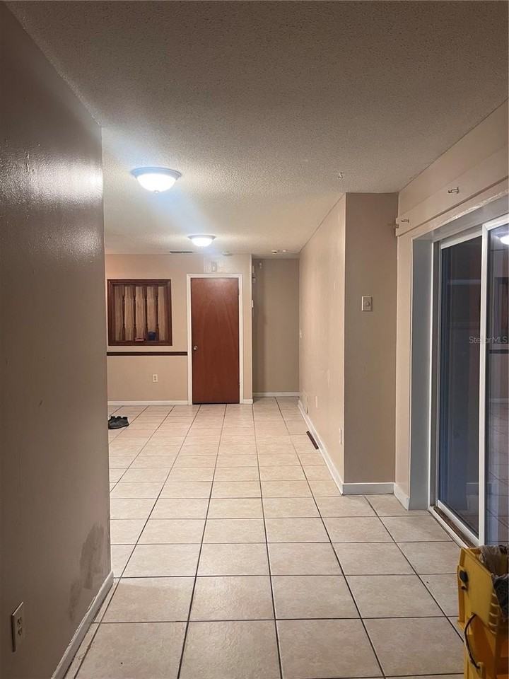 6821 Derrick Dr - Photo 2 of 14
