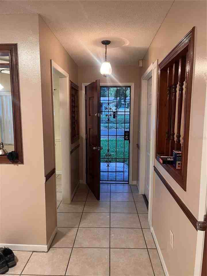 6821 Derrick Dr - Photo 3 of 14