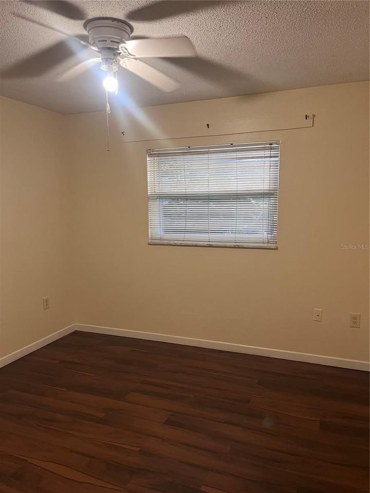 6821 Derrick Dr - Photo 6 of 14