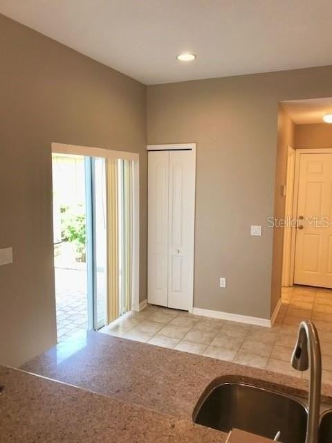 5513 Somersby Rd - Photo 6 of 39