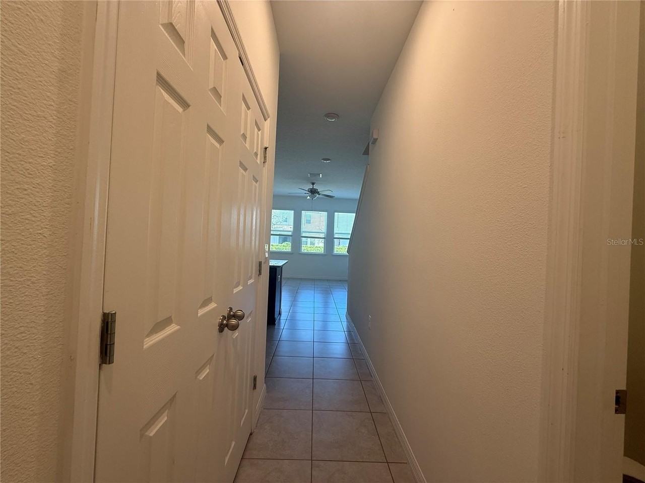 1413 Garden Arbor Ln - Photo 5 of 33