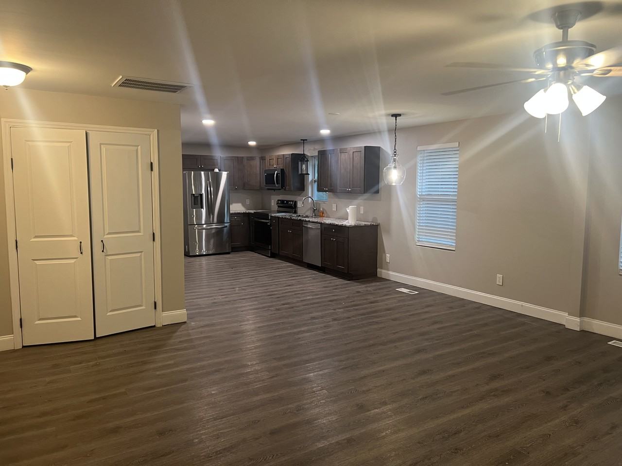 906 Skyland St #1 - Photo 2 of 8