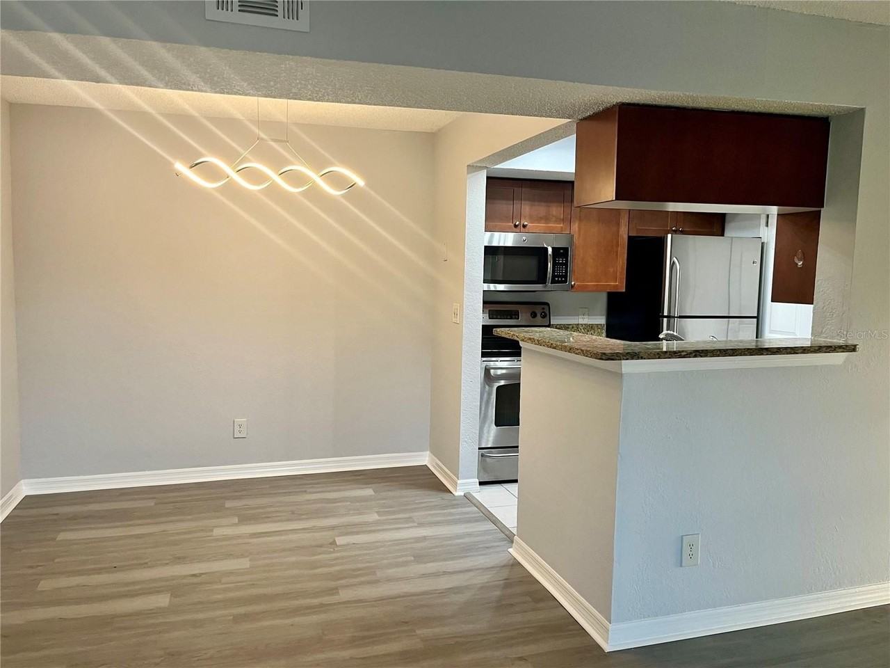 10200 Gandy Blvd N #1229 - Photo 3 of 21