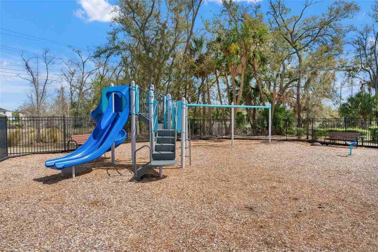 7506 Forest Mere Dr - Photo 5 of 50